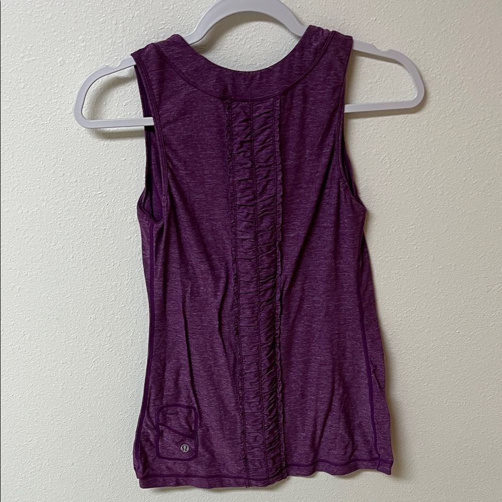 Lululemon Purple Sleeveless Women's Top fits size S - Picture 2 of 3